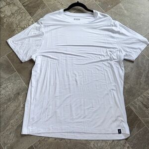 Benson XL White Men’s Crew Neck T-Shirt - Classic Everyday Tee NWOT